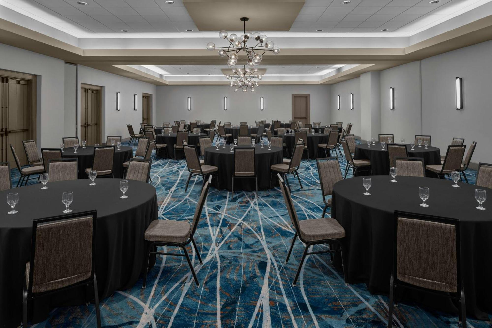 Sheraton Milwaukee Brookfield Eksteriør billede