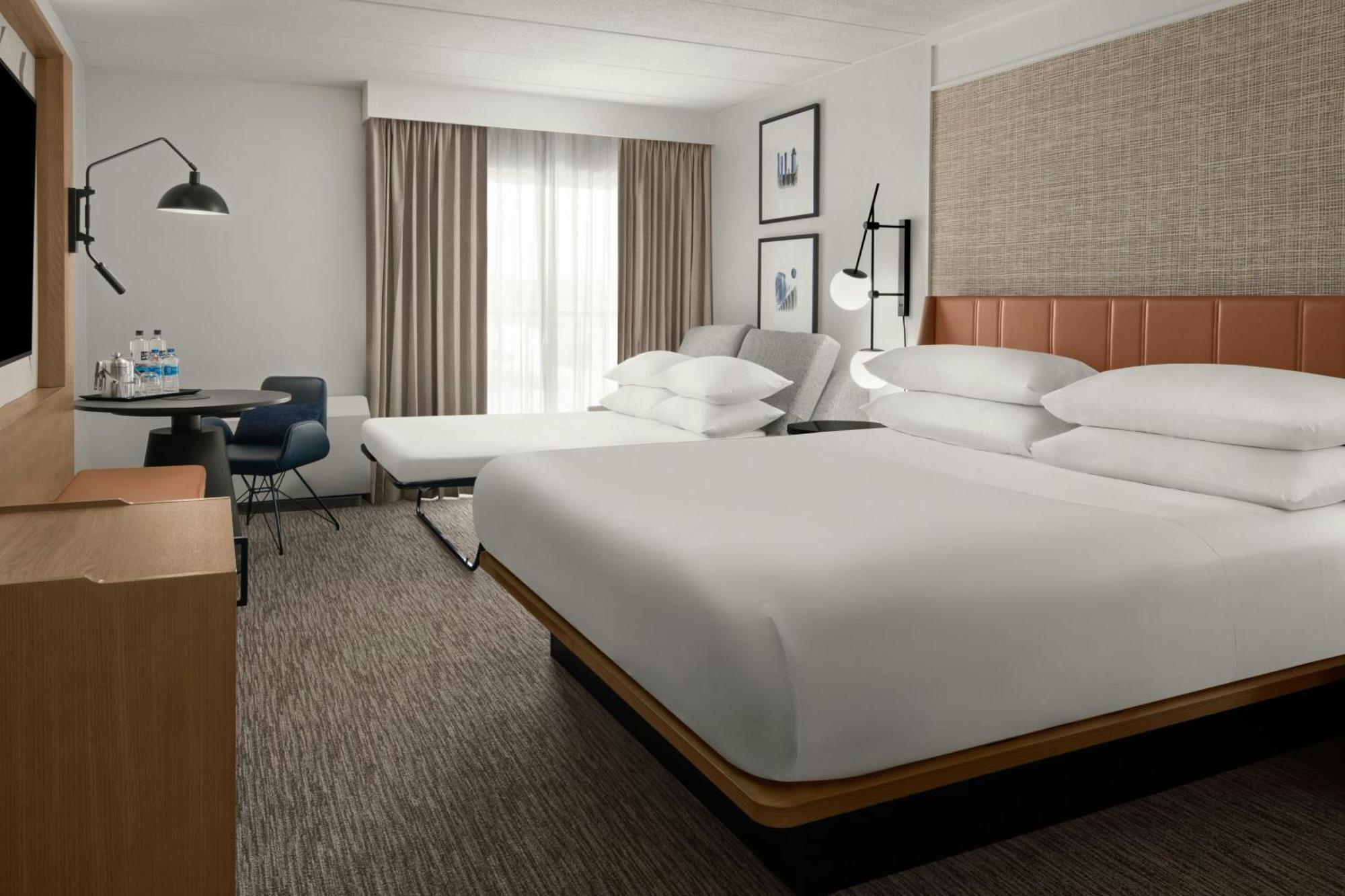 Sheraton Milwaukee Brookfield Eksteriør billede