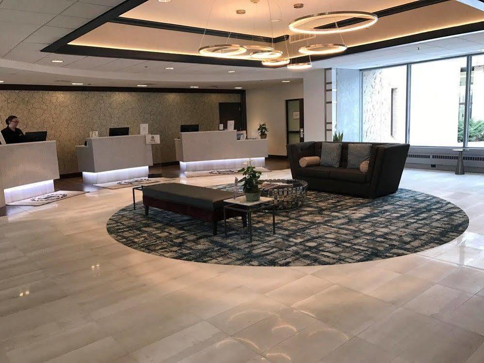 Sheraton Milwaukee Brookfield Eksteriør billede